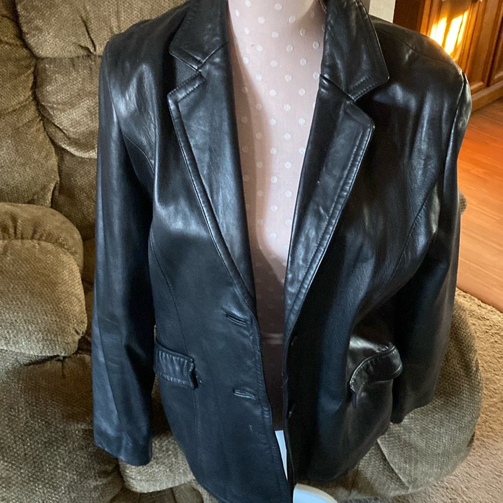 Black leather Blazer.for women